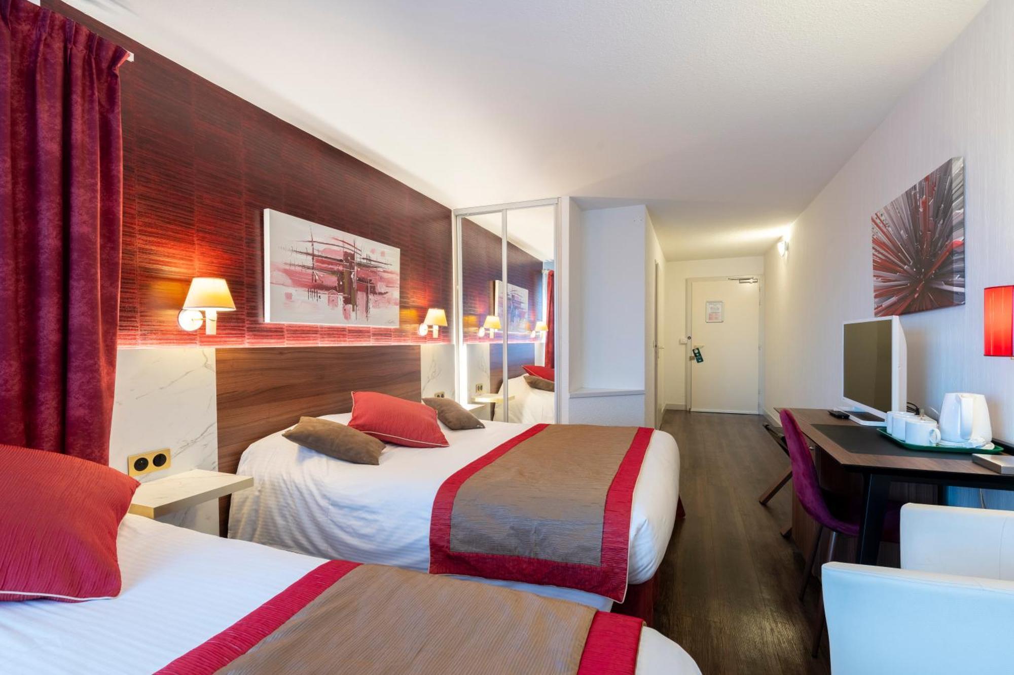 Logis Hotel Arc En Ciel Тонон-ле-Бен Стая снимка
